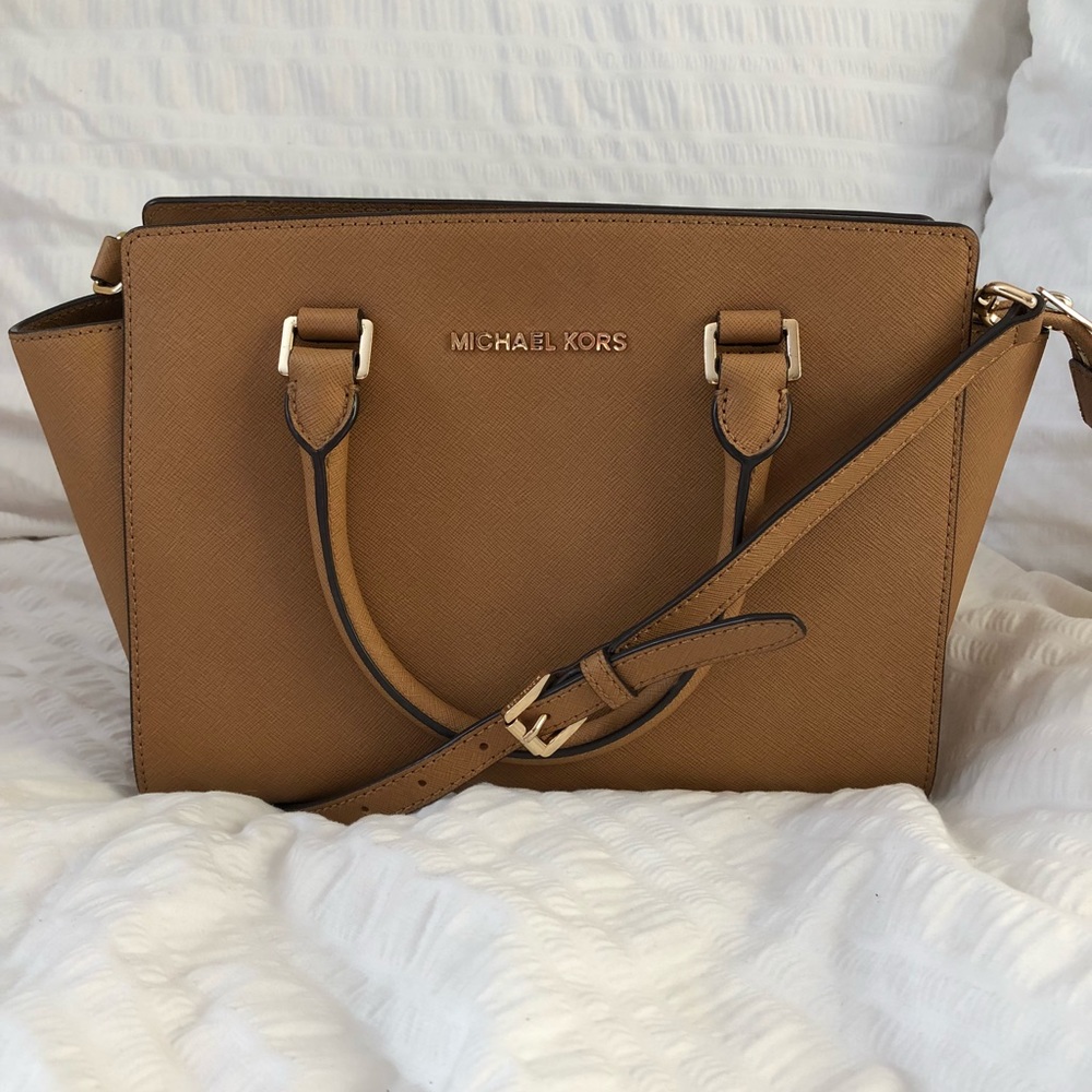 Genuine Michael Kors Medium Selma Handbag